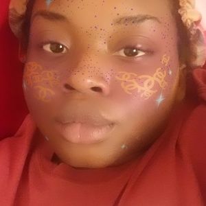 Meet your Posher, Aminah